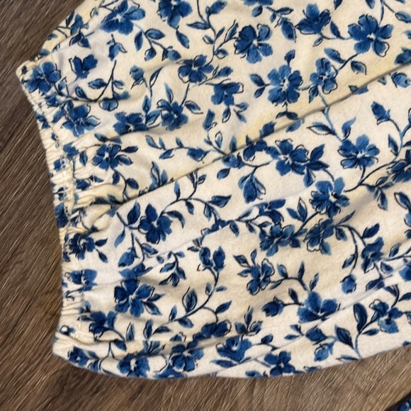 Chaps Cream and Blue Floral Button-Up Blouse - Picture 6 of 9